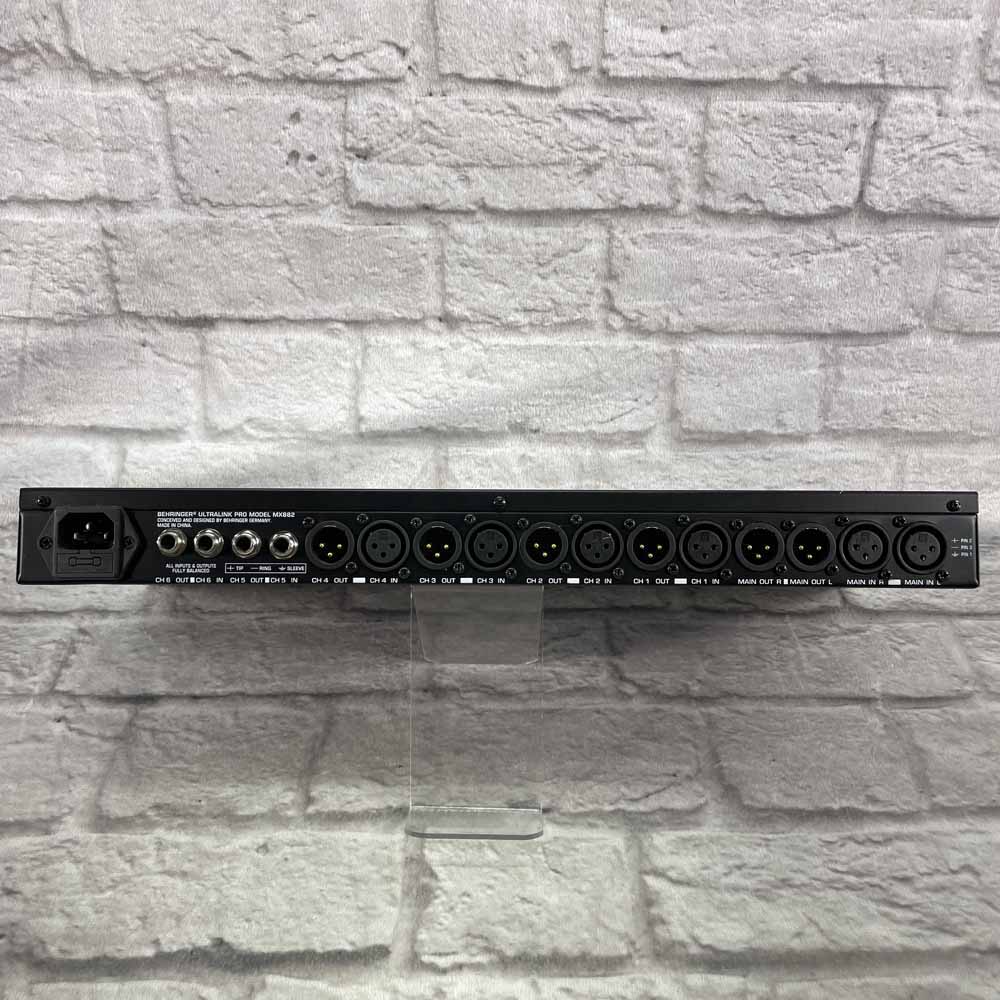 Used:  Behringer Ultralink Pro 8 Channel Splitter/Mixer MX882