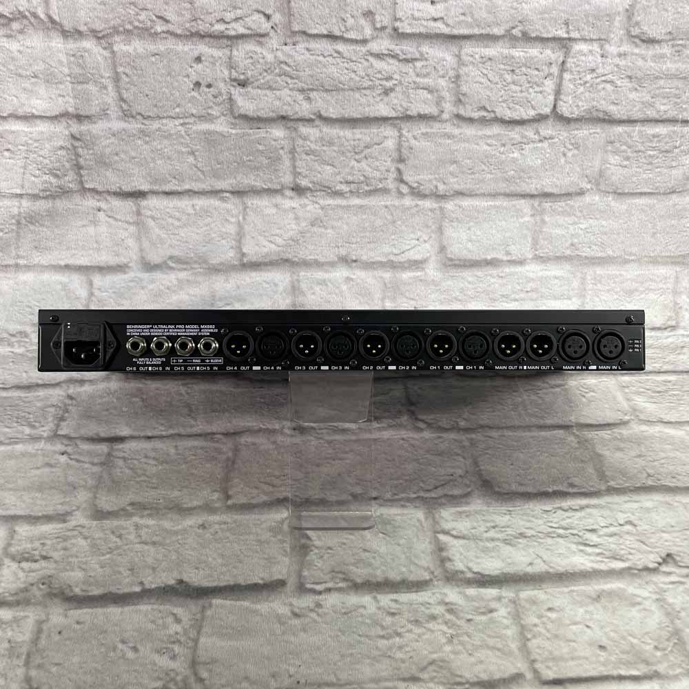 Used:  Behringer Ultralink Pro 8 Channel Splitter/Mixer MX882