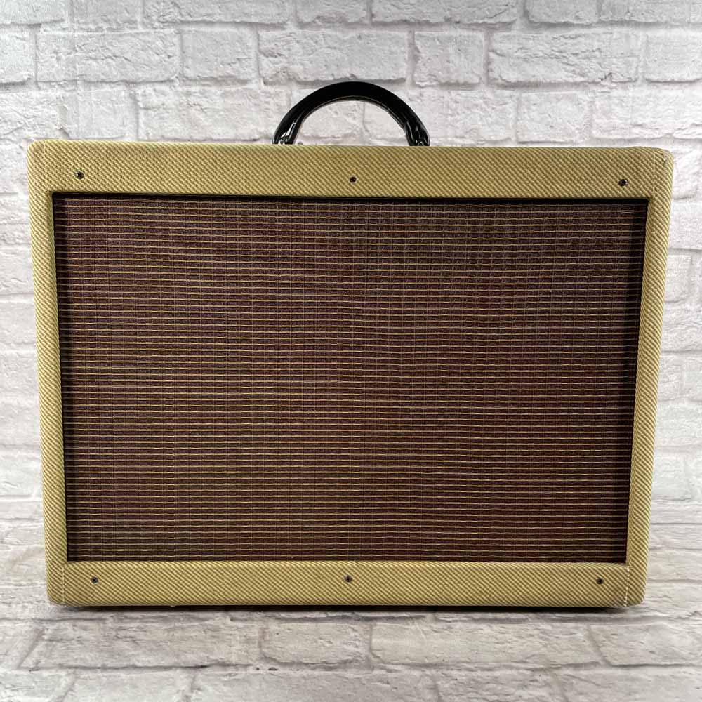 Used:  Fender Blues Deluxe 40 Watt 1x12 Combo Amp