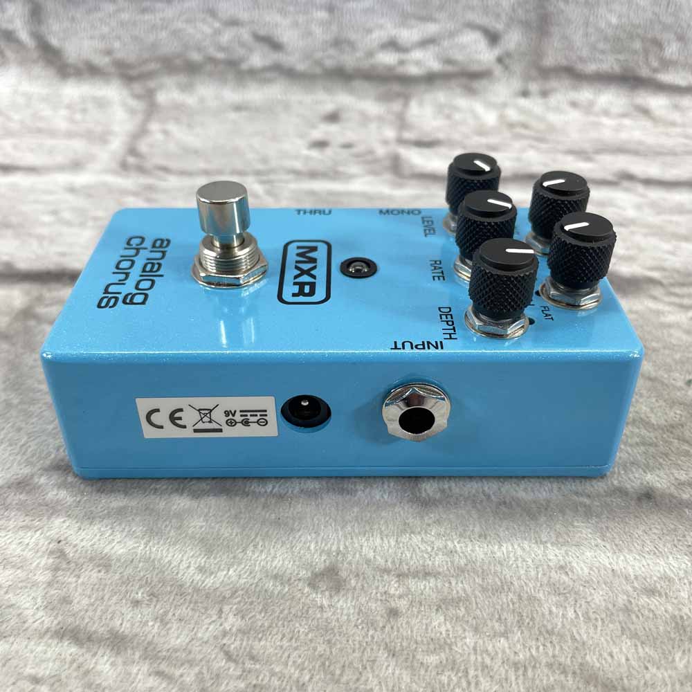 Used:  MXR M234 Analog Chorus Pedal