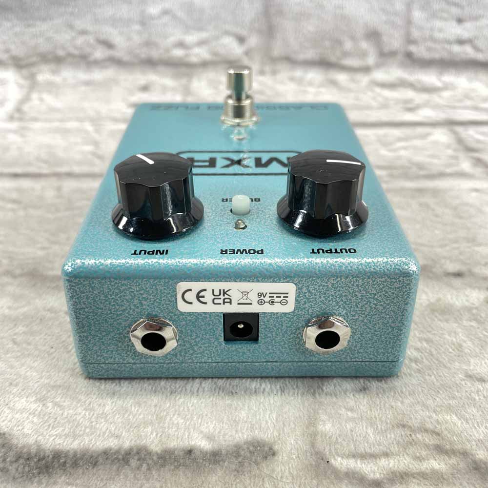 Used:  MXR Classic 108 Fuzz Pedal