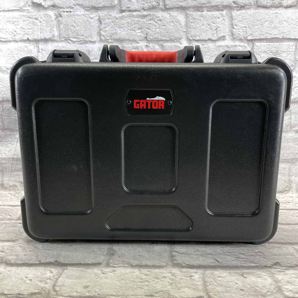 Used:  Neural DSP Quad Cortex Amp Modeler w/ Gator ATA Hard Case
