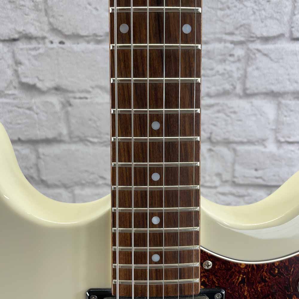Used:  Guild Guitars Jetstar ST Solid-Body Electric Guitar – Vintage White