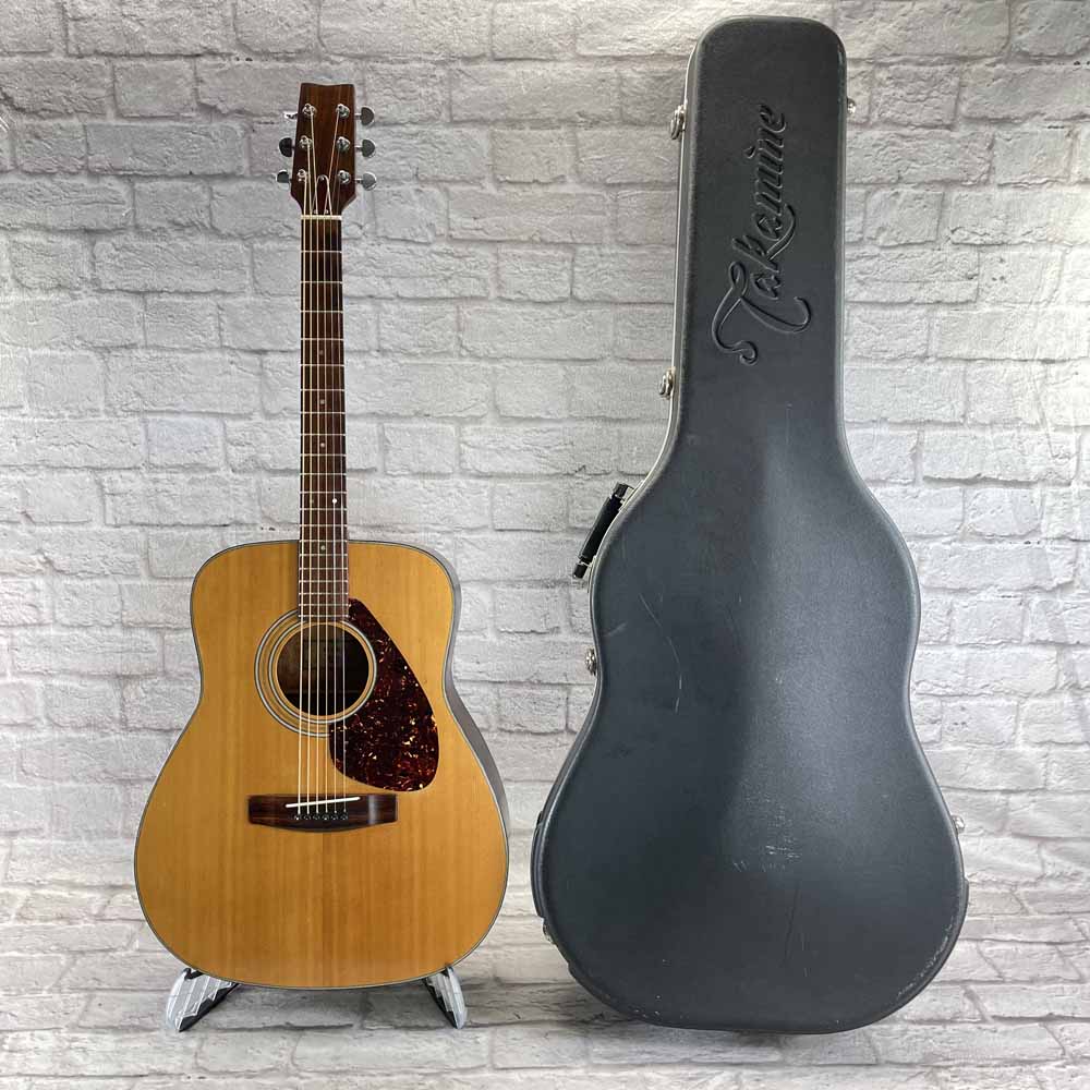 Used:  Yamaha FG-200 Acoustic Guitar - Natural