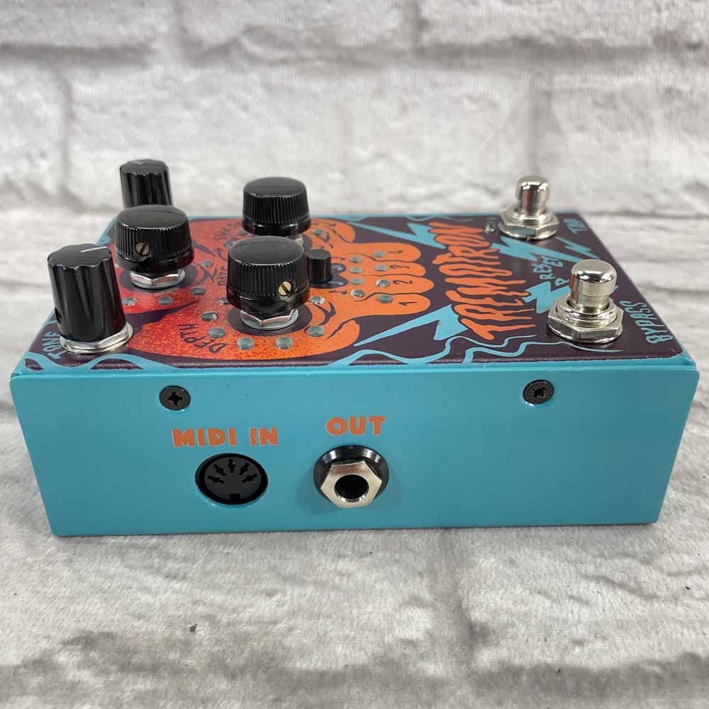 Used:  Stone Deaf Effects Tremotron Pedal