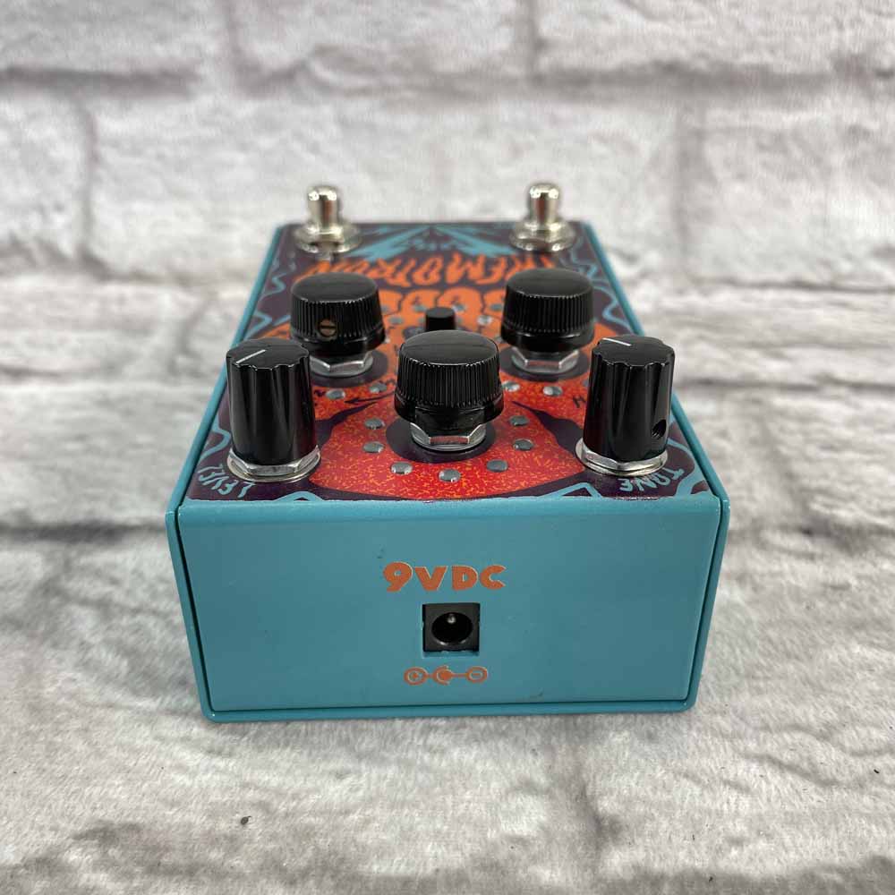 Used:  Stone Deaf Effects Tremotron Pedal