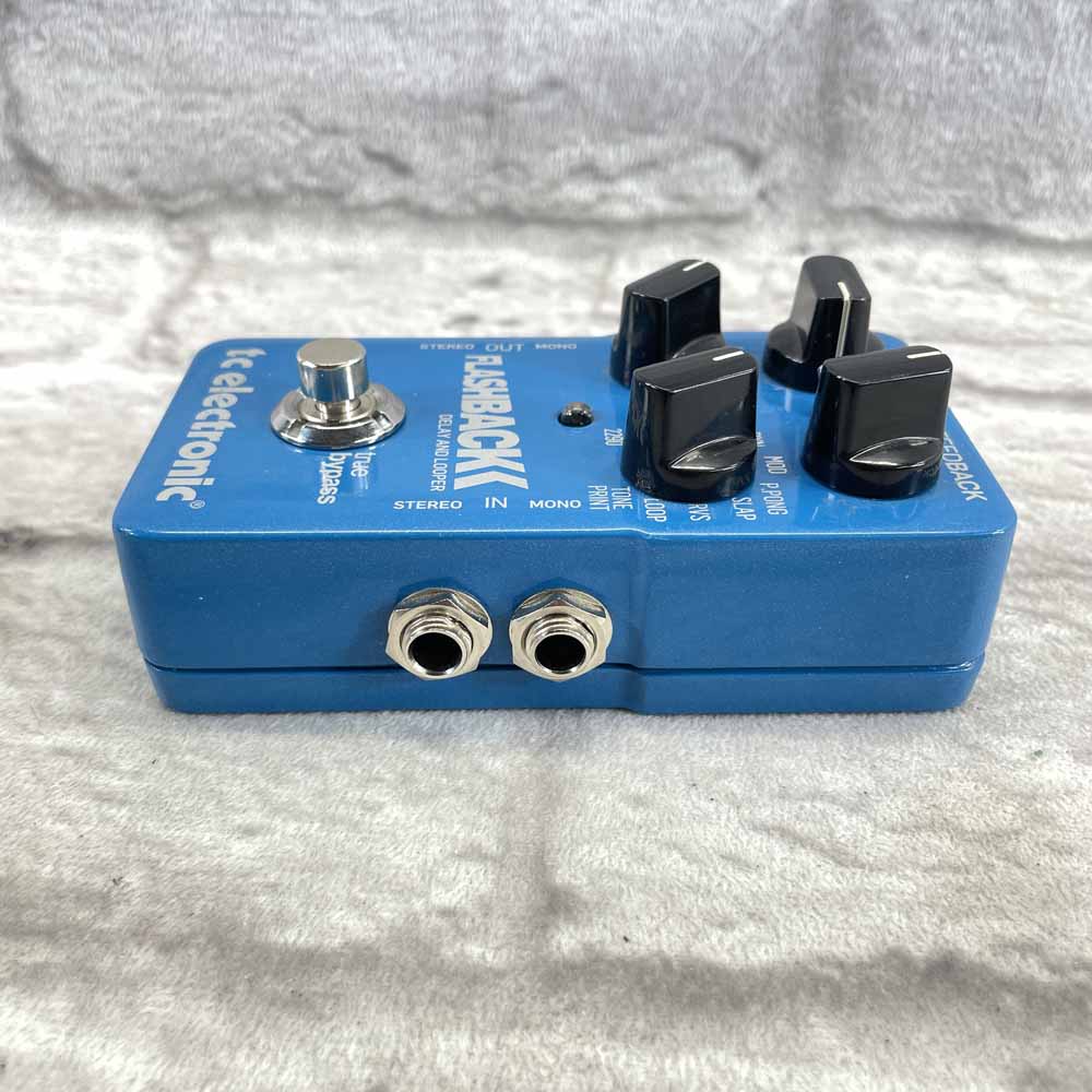 Used:  TC Electronic Flashback Delay and Looper Pedal