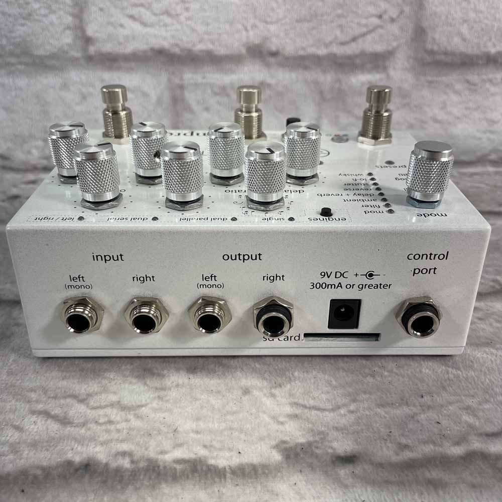 Used:  Empress Effects Echosystem Dual Engine Delay