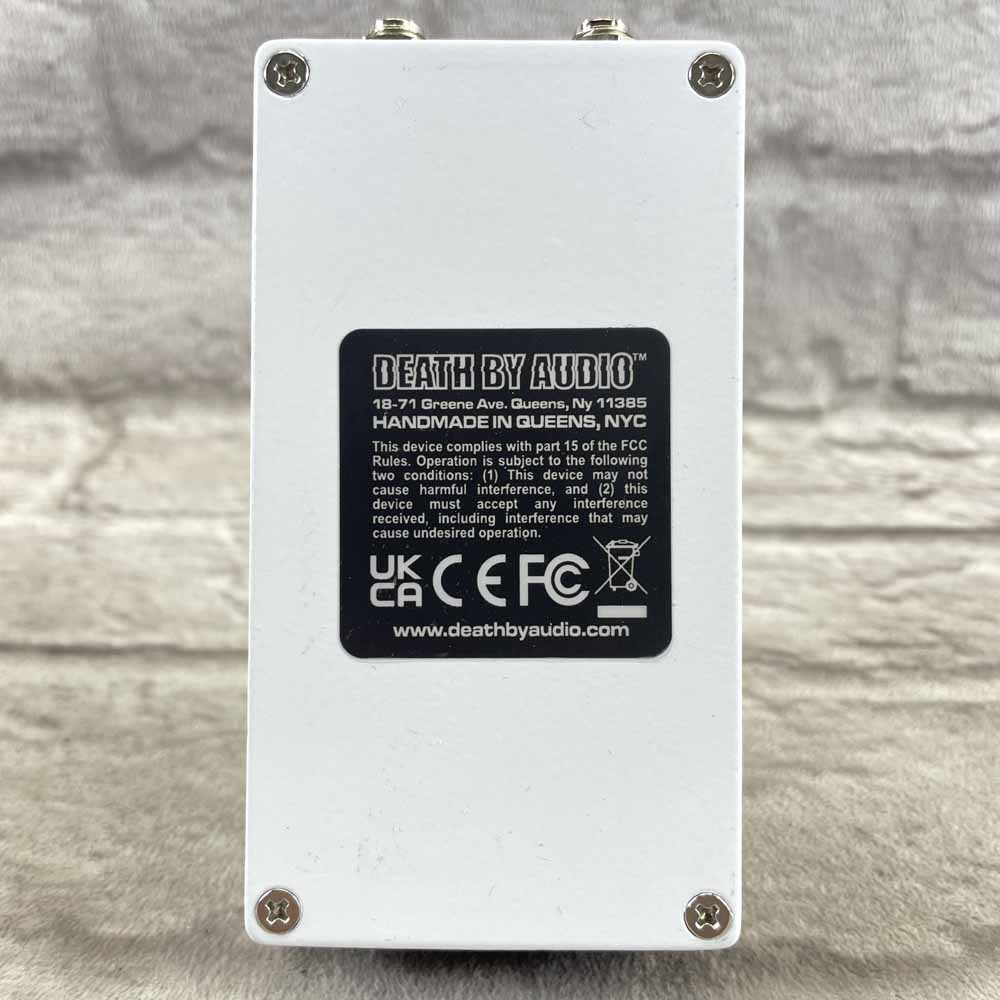Used:  Death By Audio Space Bender Chorus Modulator