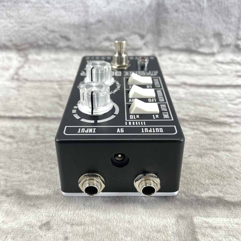 Used:  Death By Audio Space Bender Chorus Modulator