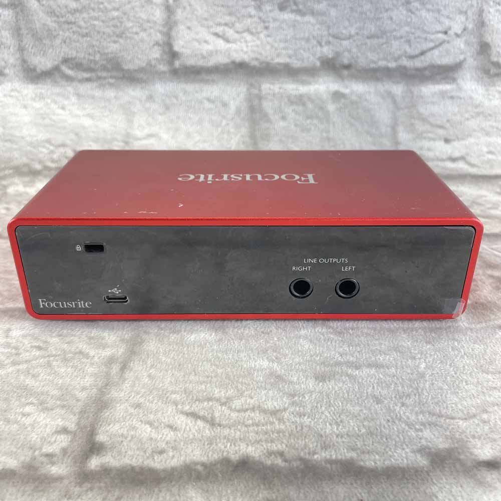 Used:  Focusrite Scarlett 2i2 3rd Gen Audio Interface