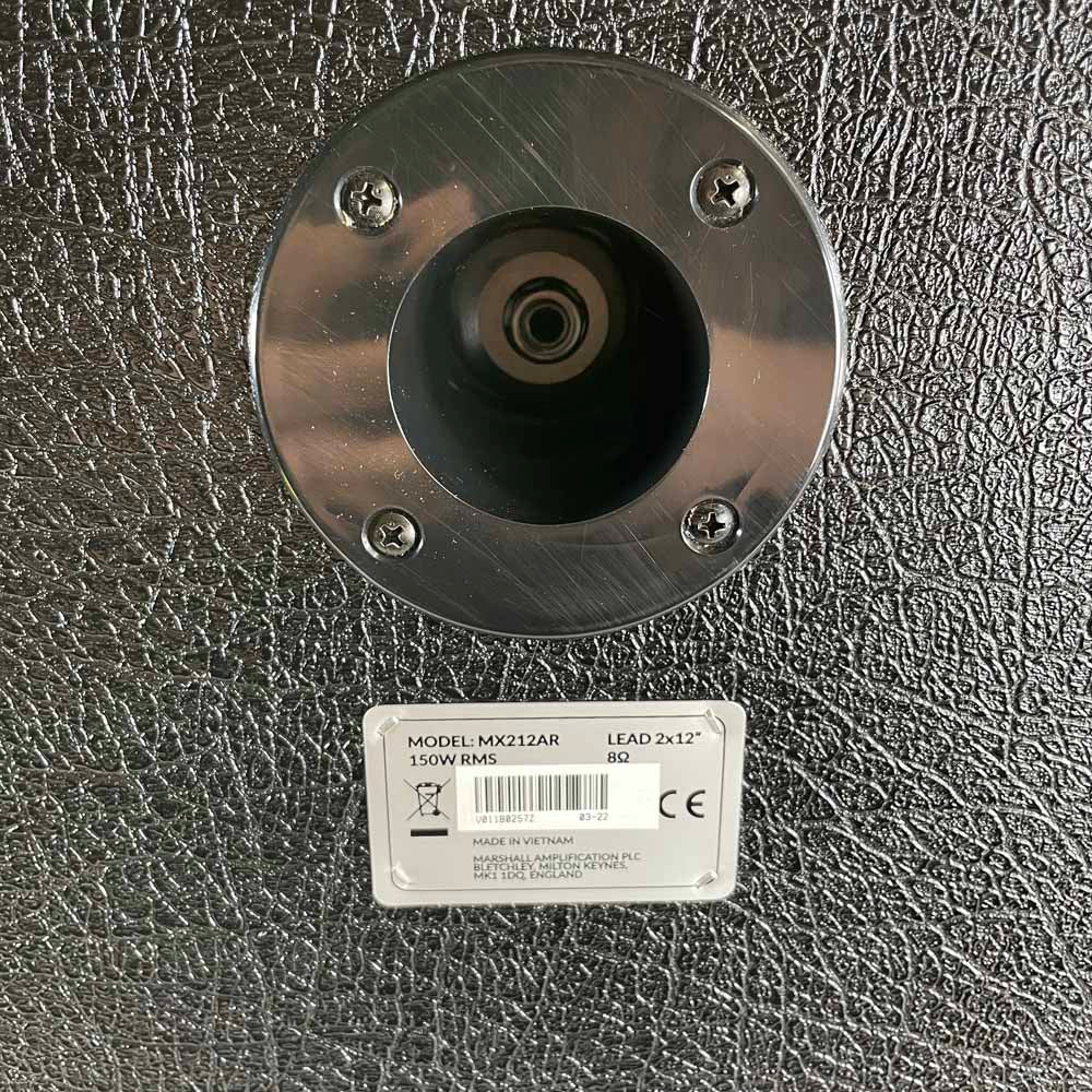 Used:  Marshall Amps MX212AR-U - 2x12 160W 8 Ohm Angled Cab