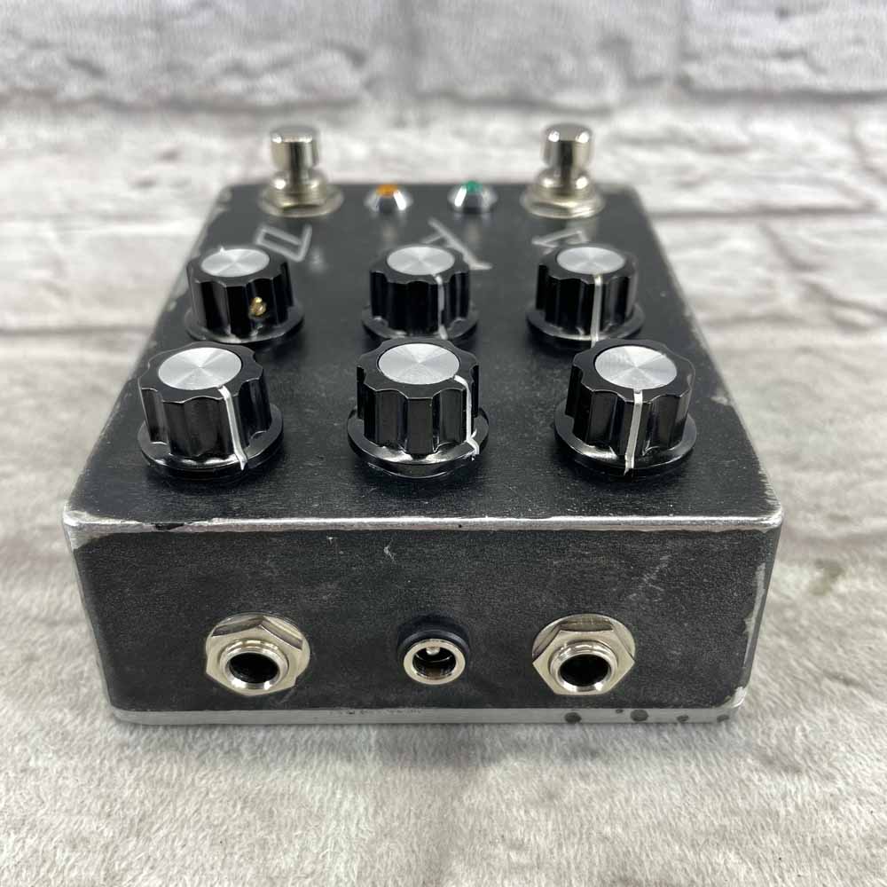 Used:  Black Hawk Amplifiers Mithrandir Octave Fuzz Pedal
