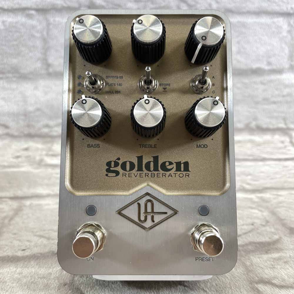 Used:  Universal Audio UAFX Golden Reverberator Pedal