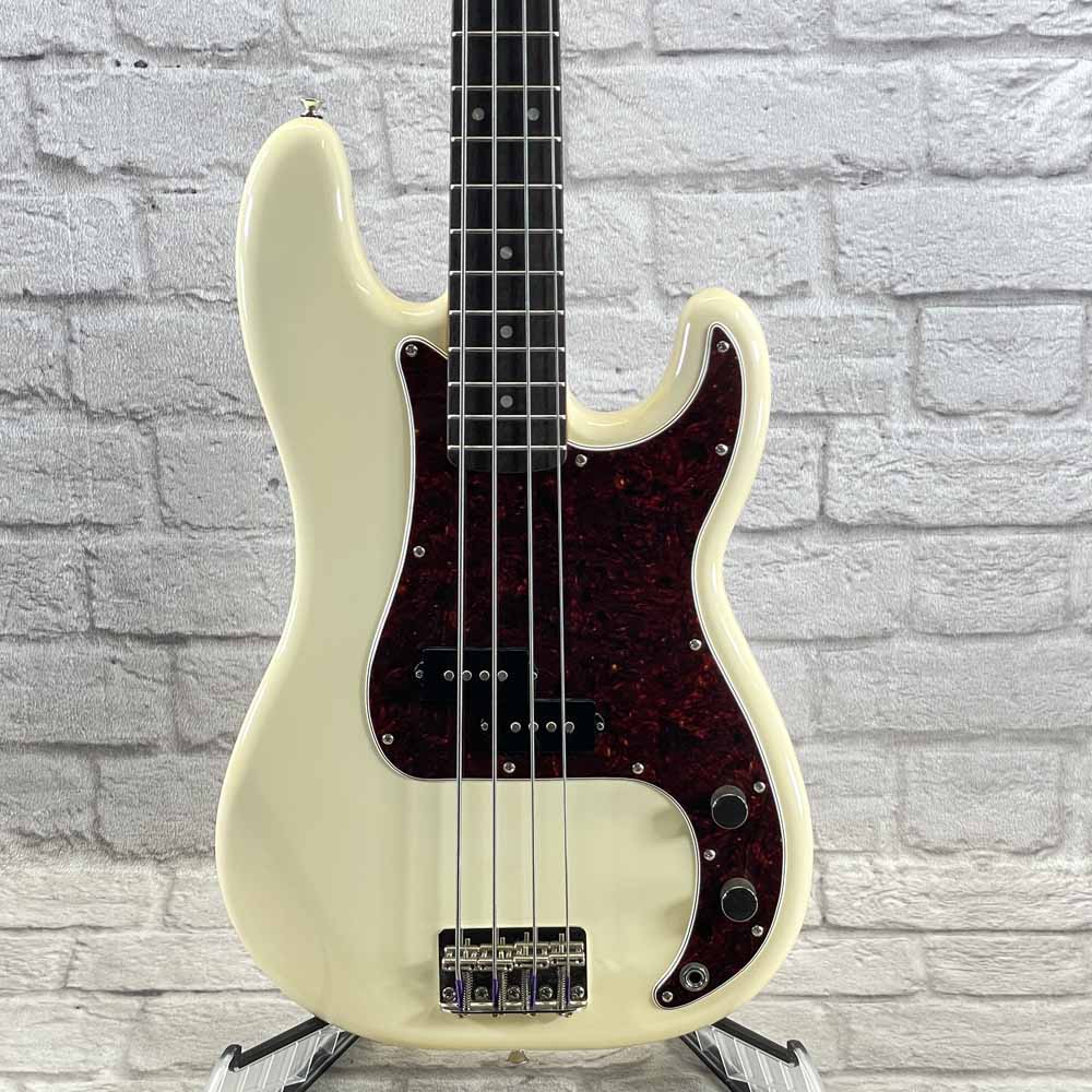 Used:  Squier Classic Vibe 60s Precision Bass Guitar - Olympic White