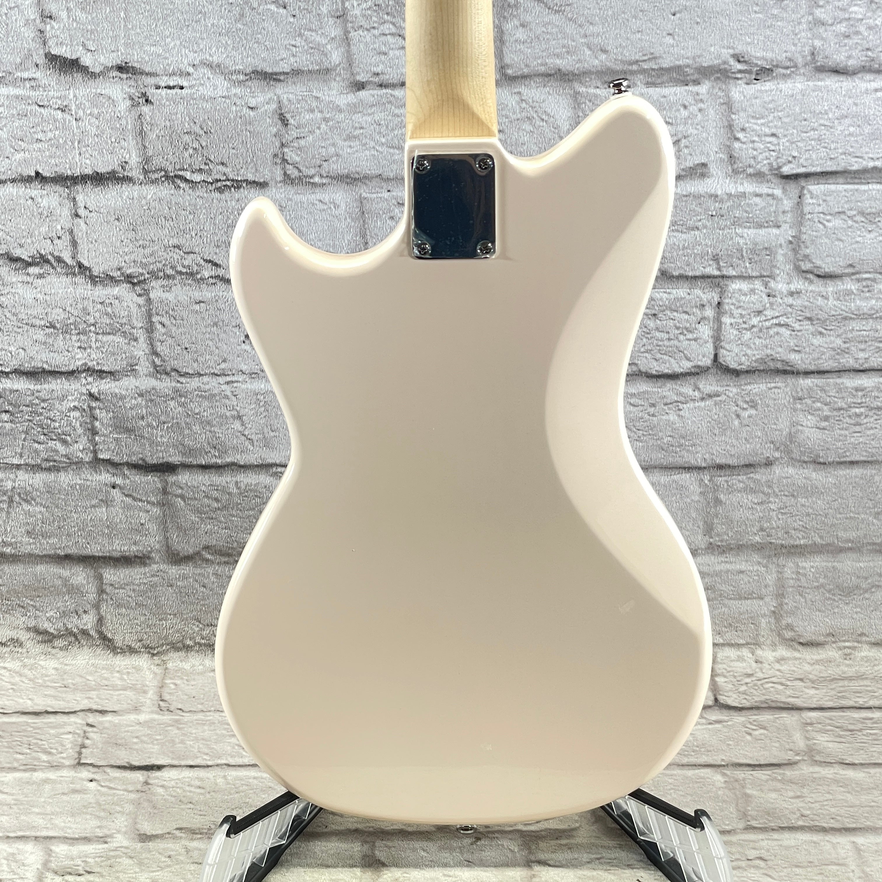 G&L Guitars Tribute Series Fallout Short Scale Bass - Olympic White