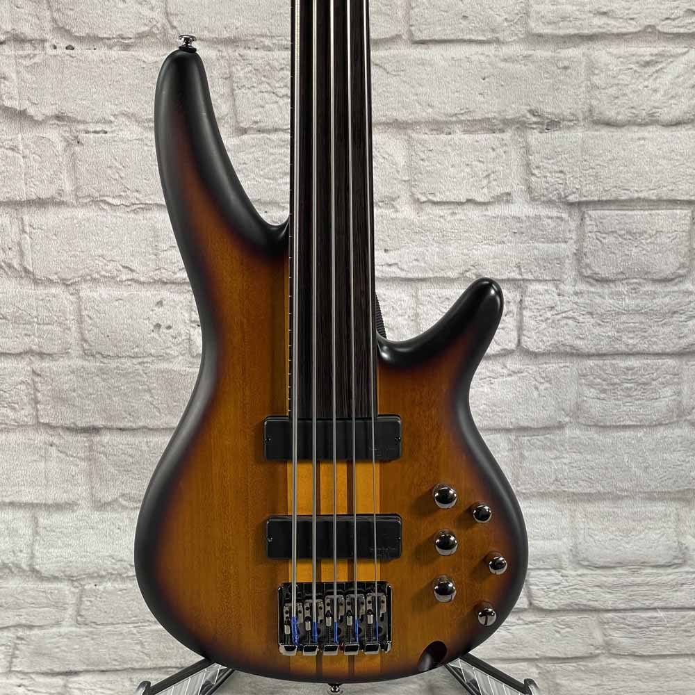 Used:  Ibanez Soundgear 5-String Fretless Bass Guitar