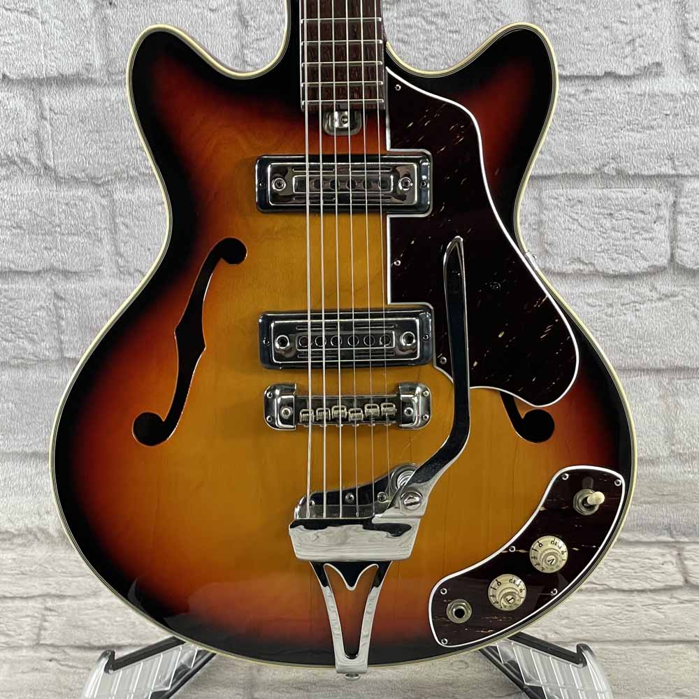 Used:  Silvertone 319 Electric Guitar 1968 - Sunburst