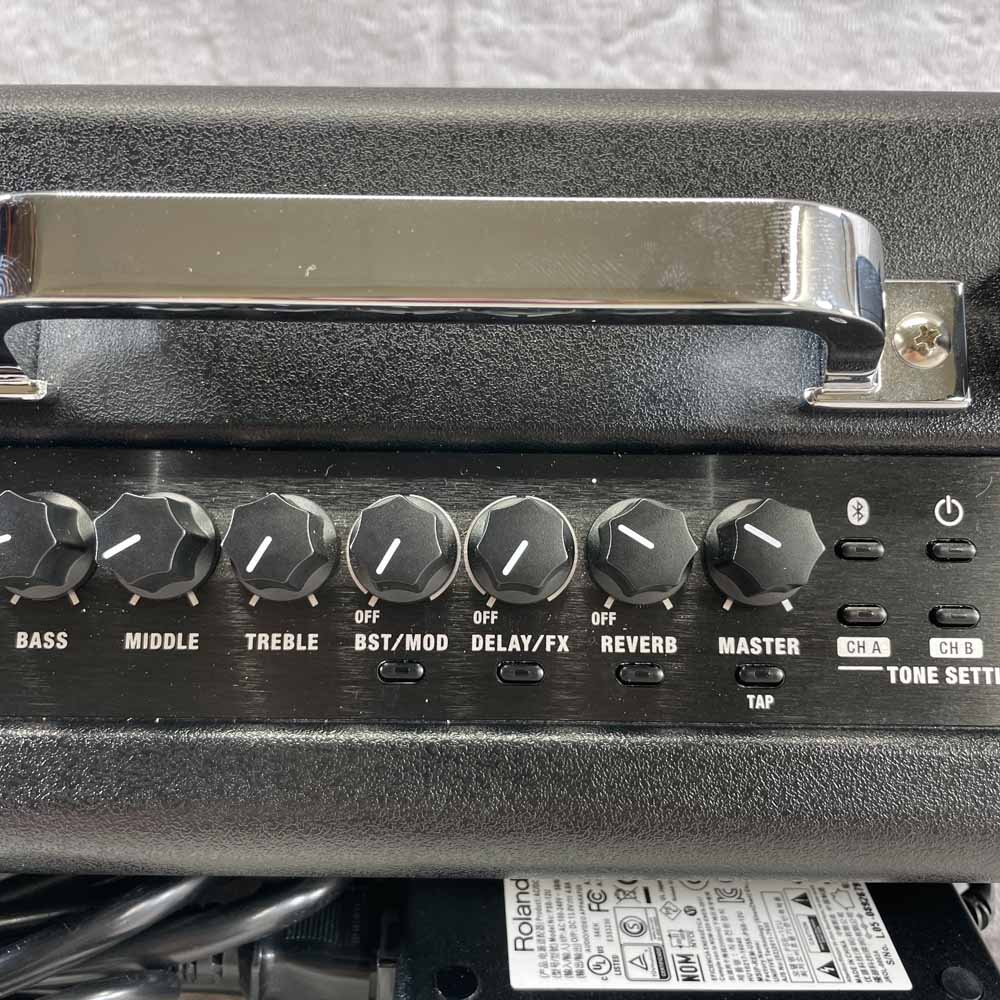 Used:  Boss Katana Air 30 Watt Guitar Amplifier