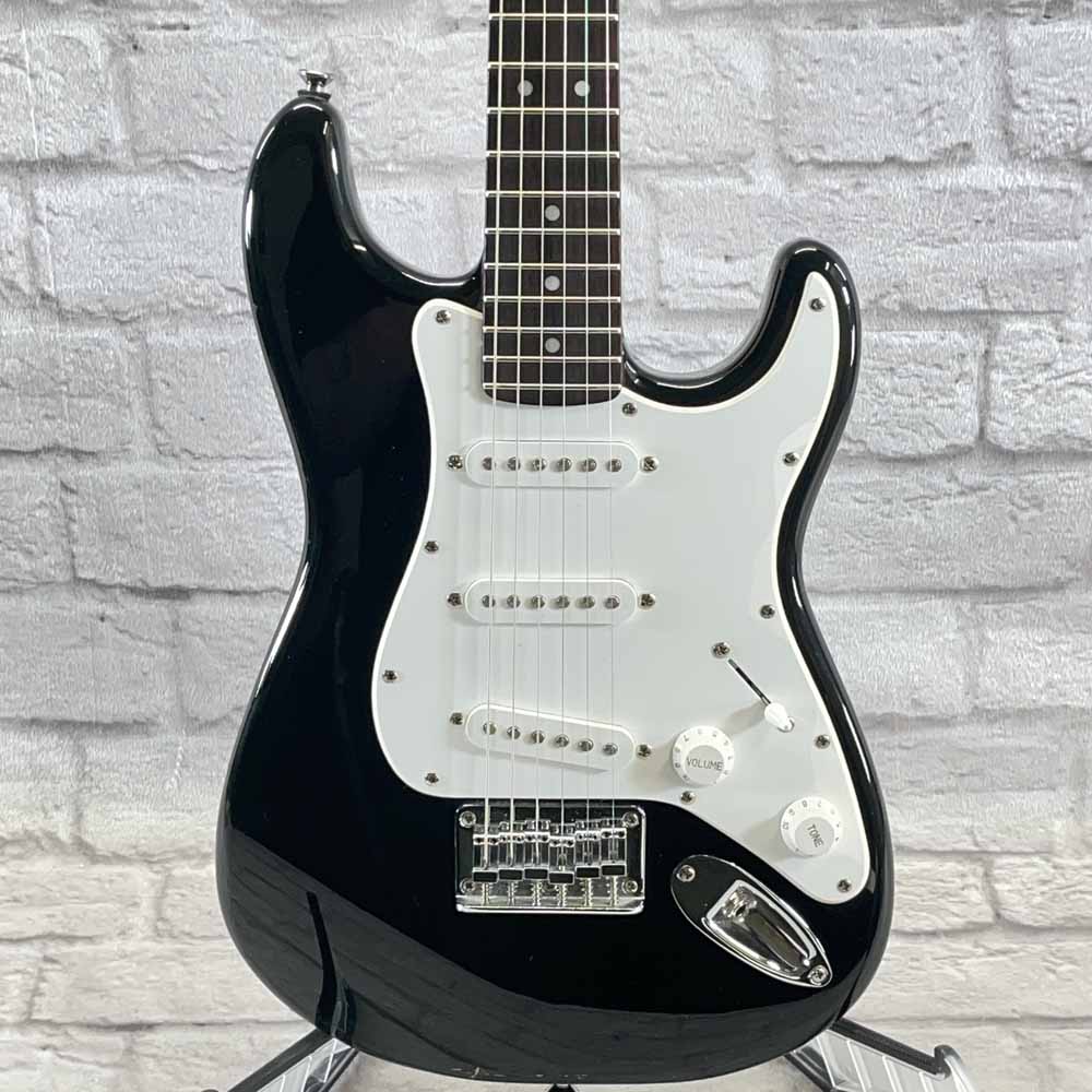 Used:  Squier Mini Stratocaster Electric Guitar - Black