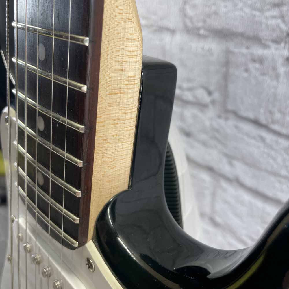 Used:  Squier Mini Stratocaster Electric Guitar - Black