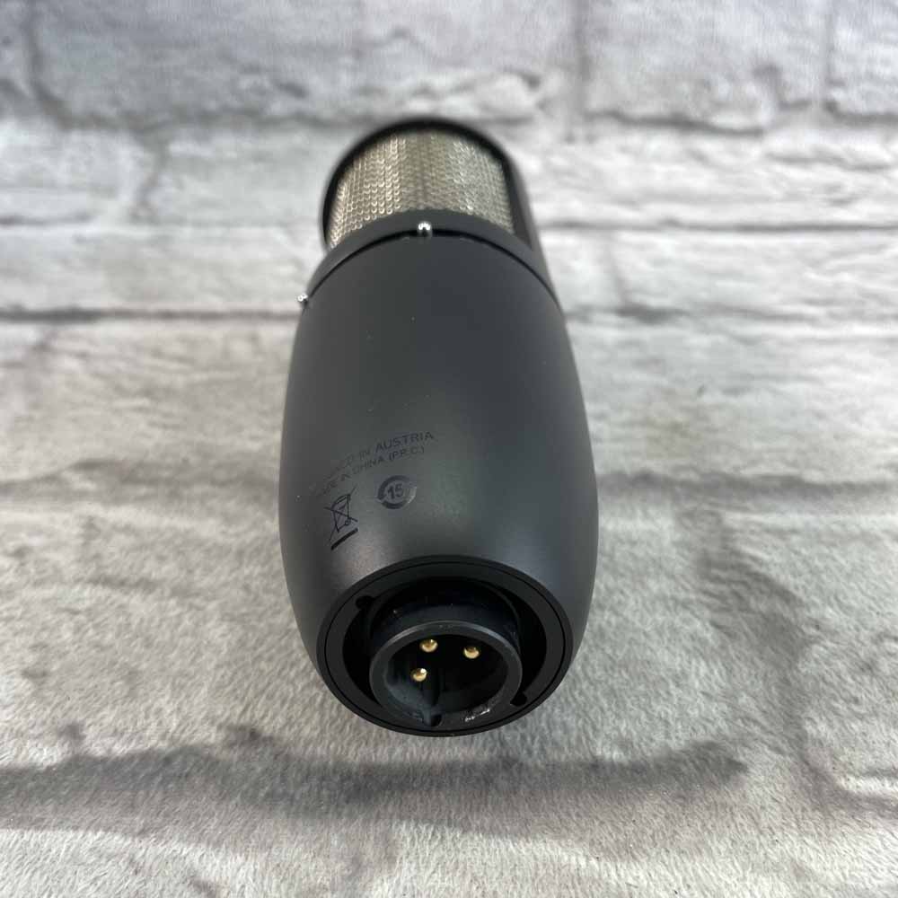 Used:  AKG P420 Perception 420 Multi Pattern Large Diaphragm Condenser Microphone w/ Box