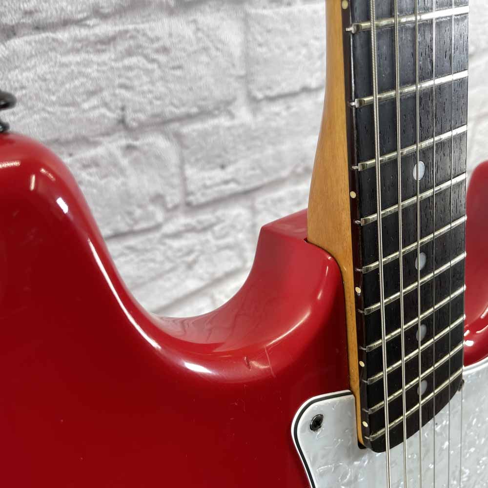Used:  Hondo H75 Strat-Style Electric Guitar