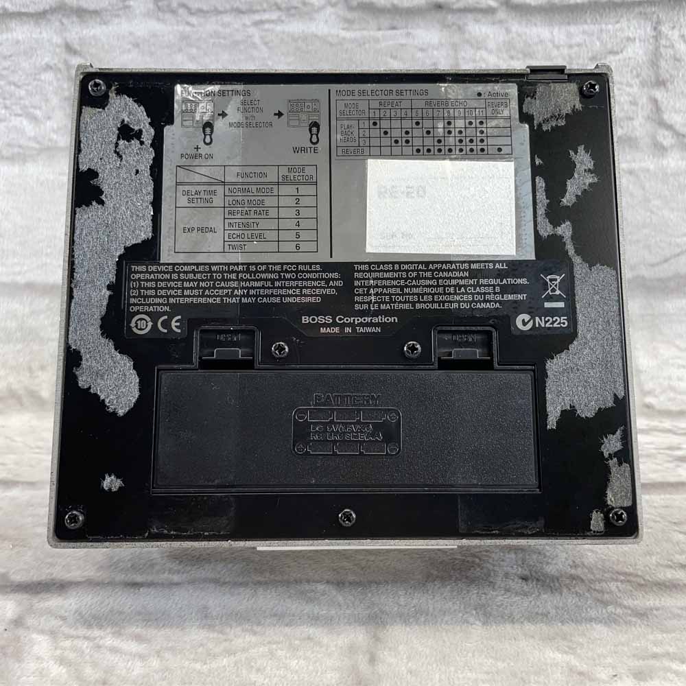 Used:  Boss RE-20 Space Echo
