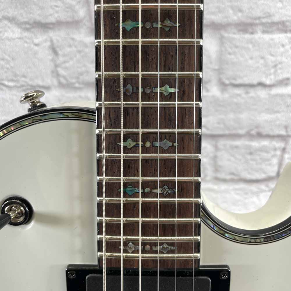 Used:  Schecter Guitars Solo 2 Hellraiser Electric Guitar - White