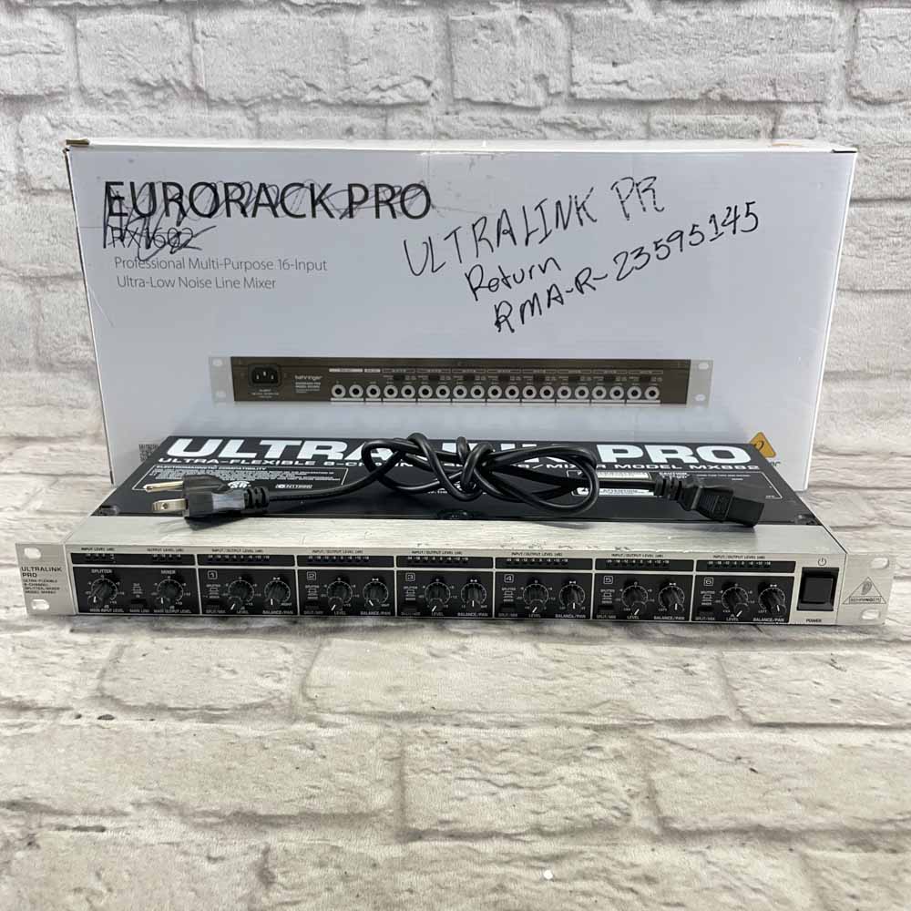 Used:  Behringer Ultralink Pro 8 Channel Splitter/Mixer MX882