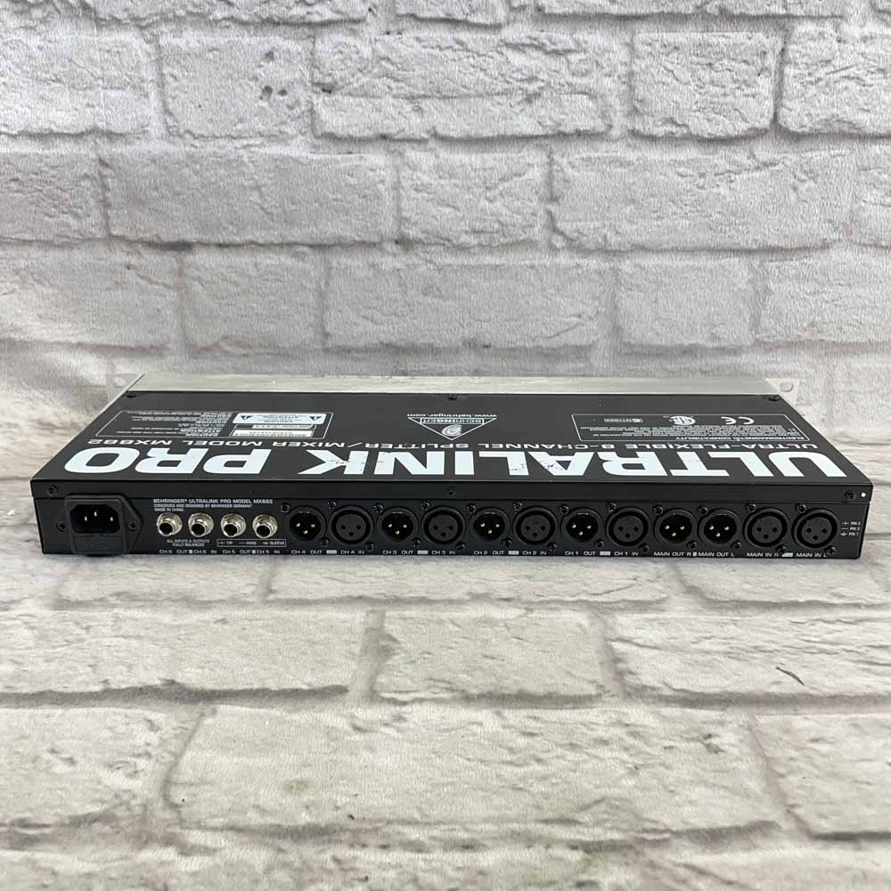 Used:  Behringer Ultralink Pro 8 Channel Splitter/Mixer MX882