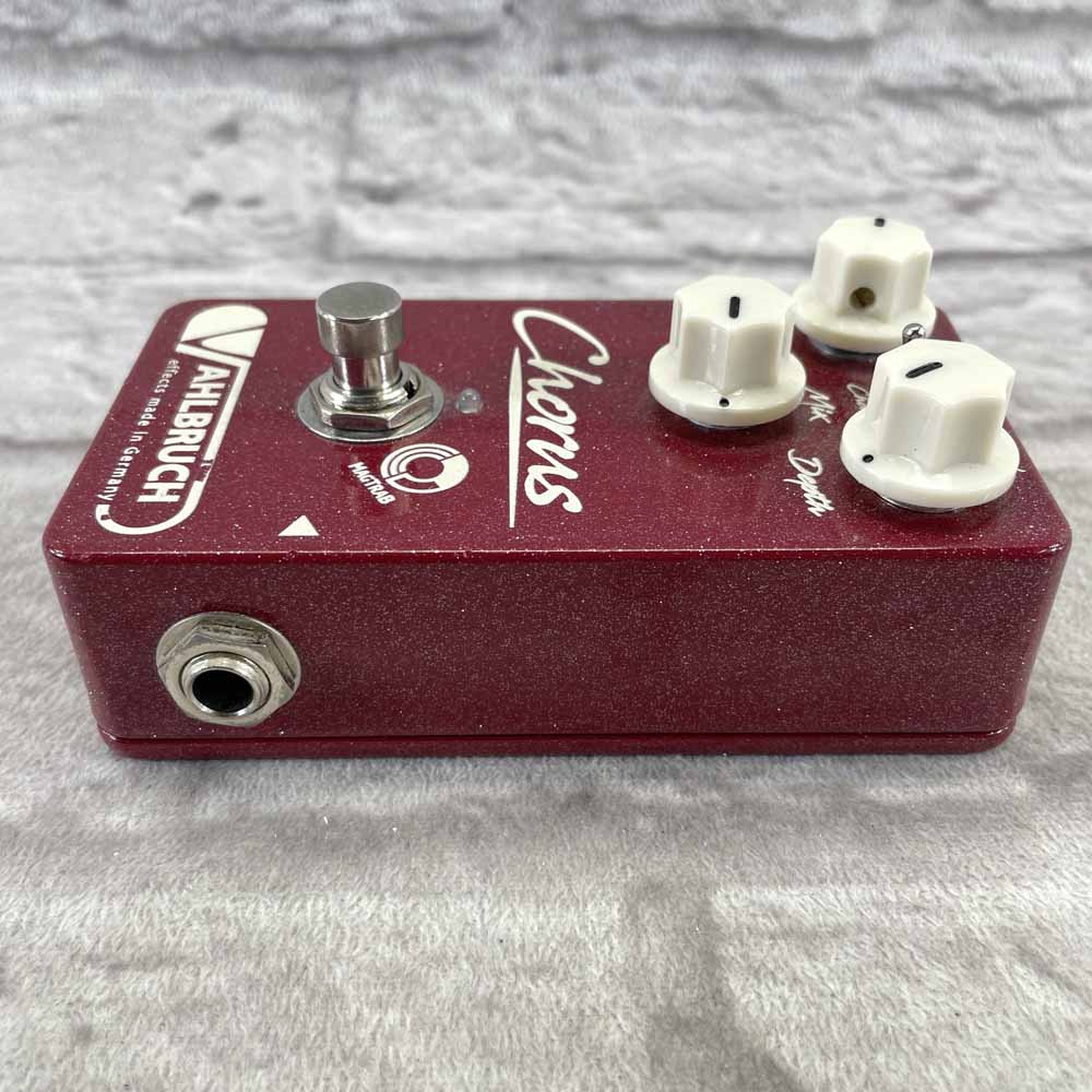 Used:  Vahlbruch Analog Chorus Pedal