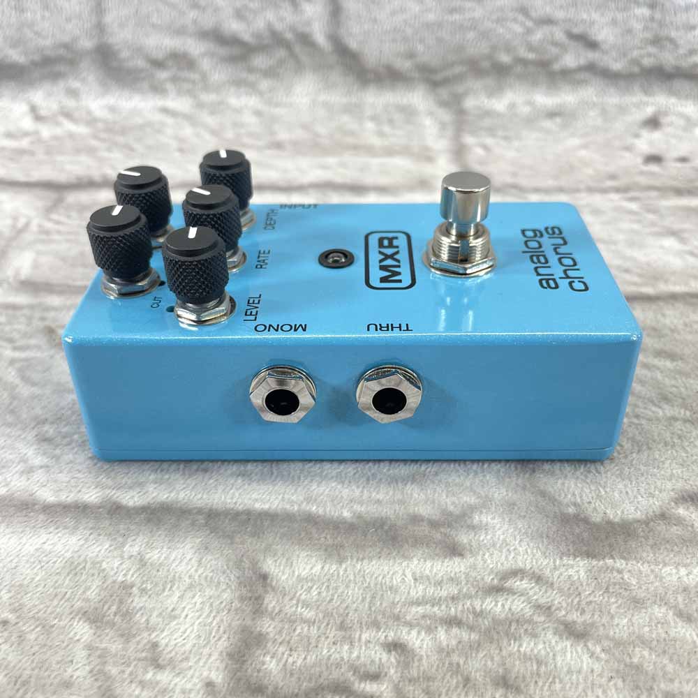 Used:  MXR M234 Analog Chorus Pedal