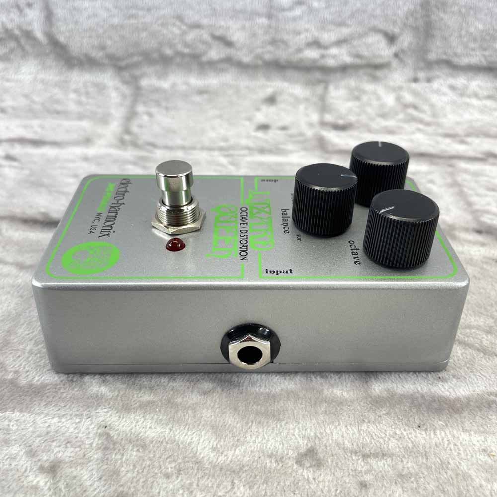 Used:  Electro-Harmonix & JHS Pedals Lizard Queen Octave Fuzz Distortion Pedal