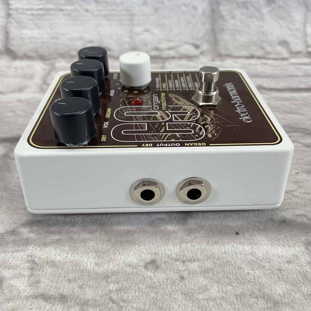 Used:  Electro-Harmonix C9 - Organ Machine Pedal