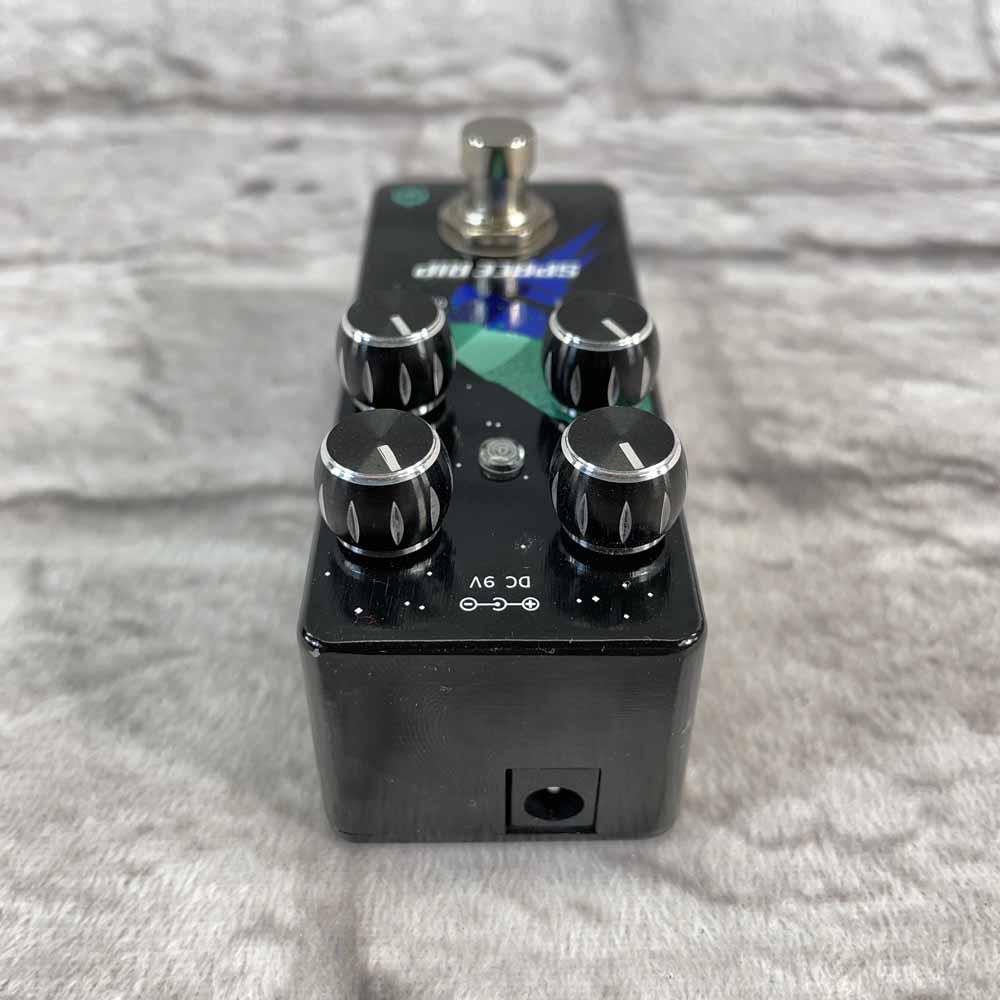 Used:  Pigtronix Space Rip Analog Guitar Synth Pedal