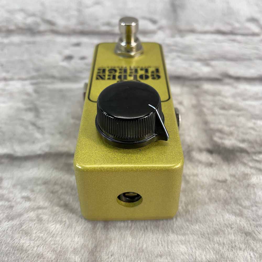 Used:  Mythos Pedals Golden Fleece Fuzz Pedal