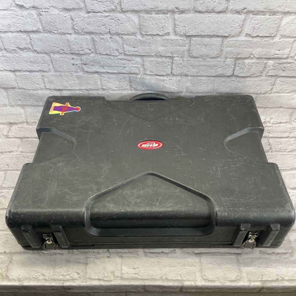 Used:  SKB SP-45 Powered Pedalboard