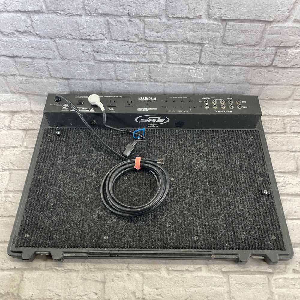 Used:  SKB SP-45 Powered Pedalboard