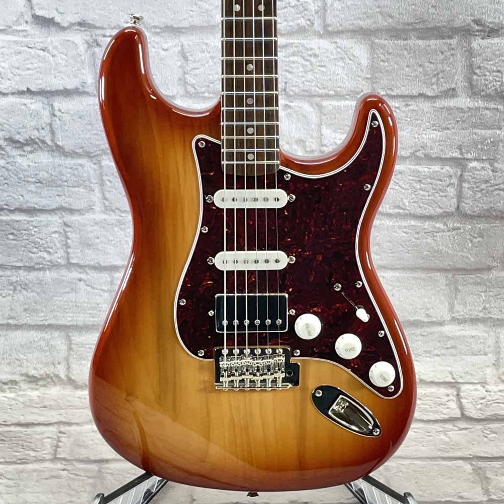 Used:  Squier Limited Edition Classic Vibe '60s HSS Stratocaster - Sienna Sunburst