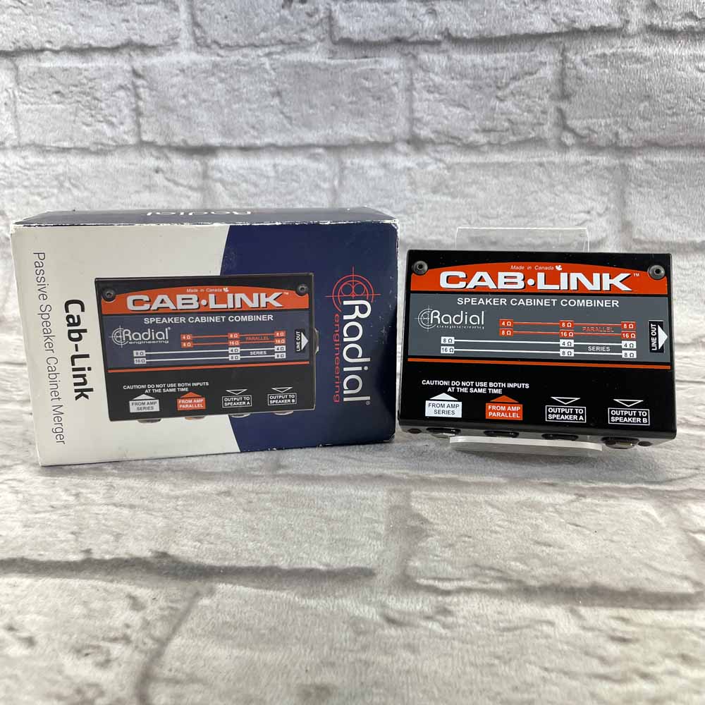 Used:  Radial Engineering Cab Link Speaker Cabinet Combiner