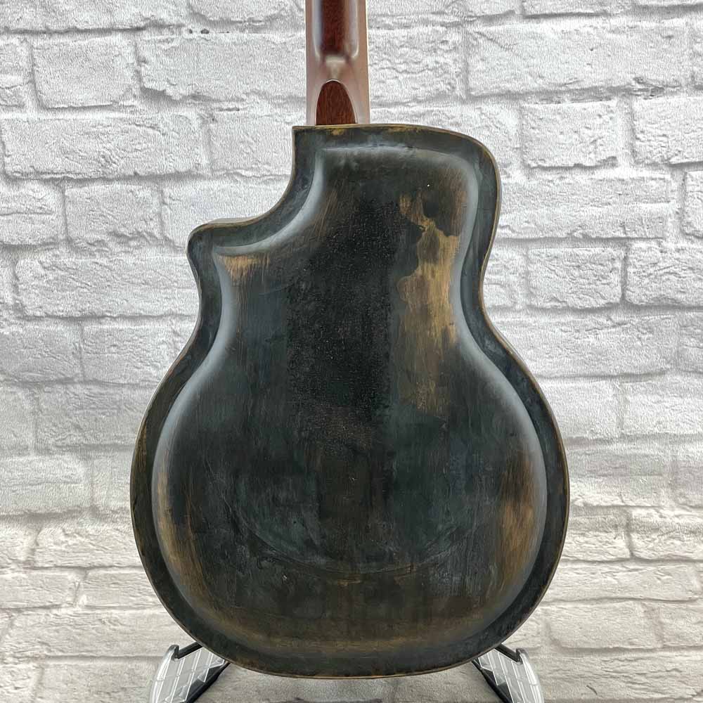 Used:  Republic Guitars Clarksdale Tricone Metal Resonator Guitar