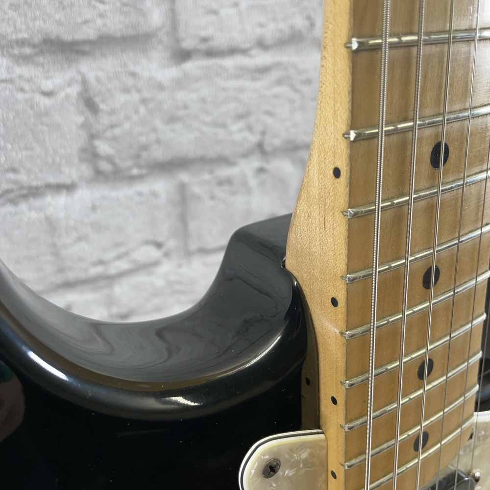 Used:  Fender Mexican Standard Stratocaster w/ Seymour Duncan JB