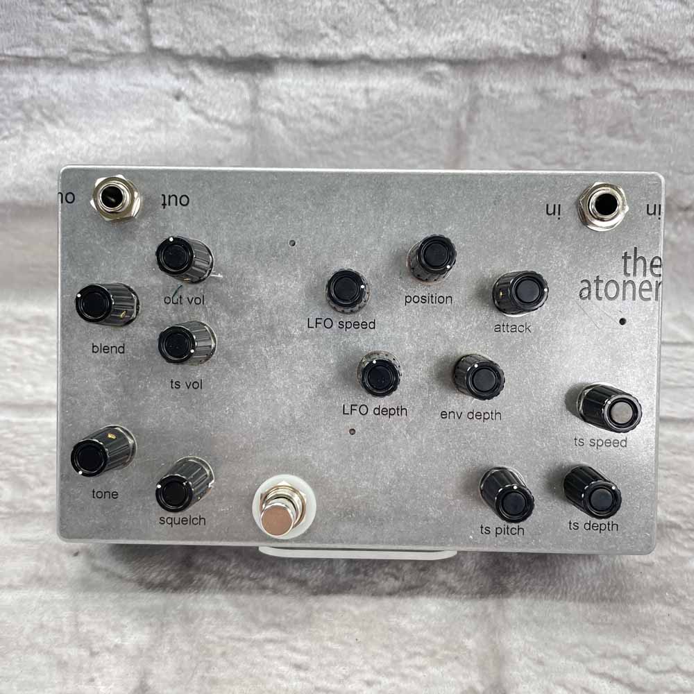 Used:  4ms Pedals The Atoner (13-Knob)