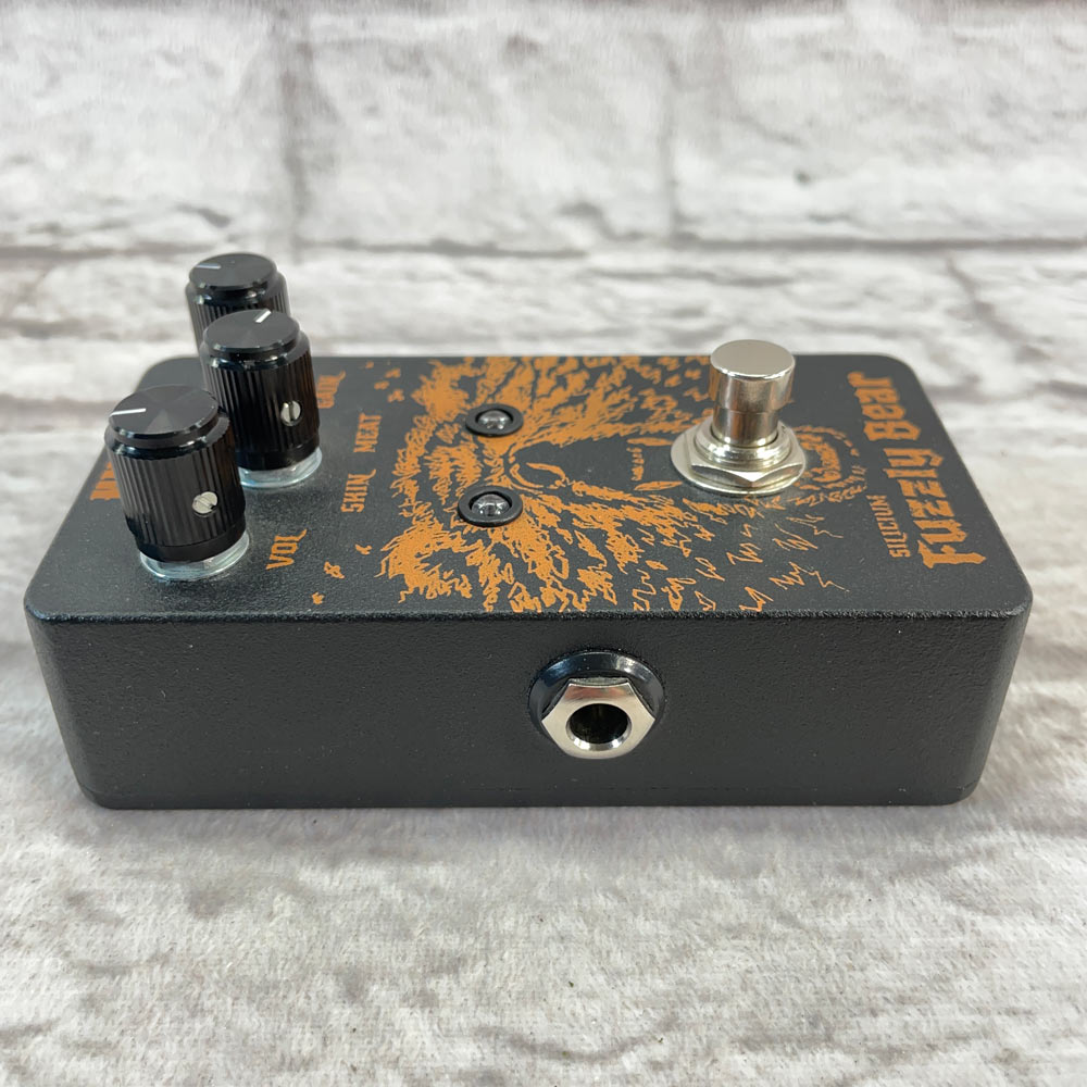 Used:  KMA Audio Machines Fuzzly Bear Fuzz Pedal