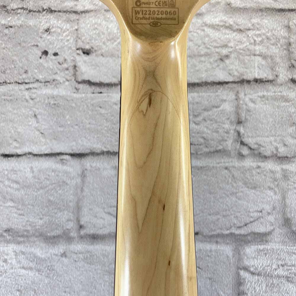 Used:  Schecter Diamond Series N427 7-String Electric Guitar - White