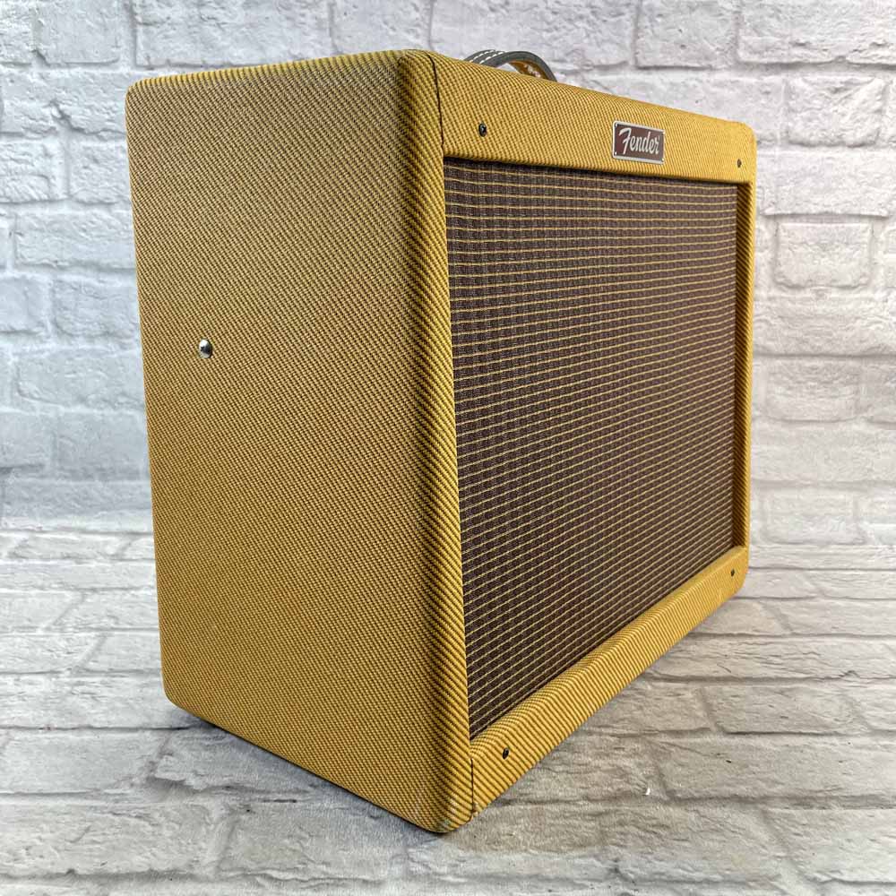 Used:  Fender Blues Junior Lacquered Tweed 15w