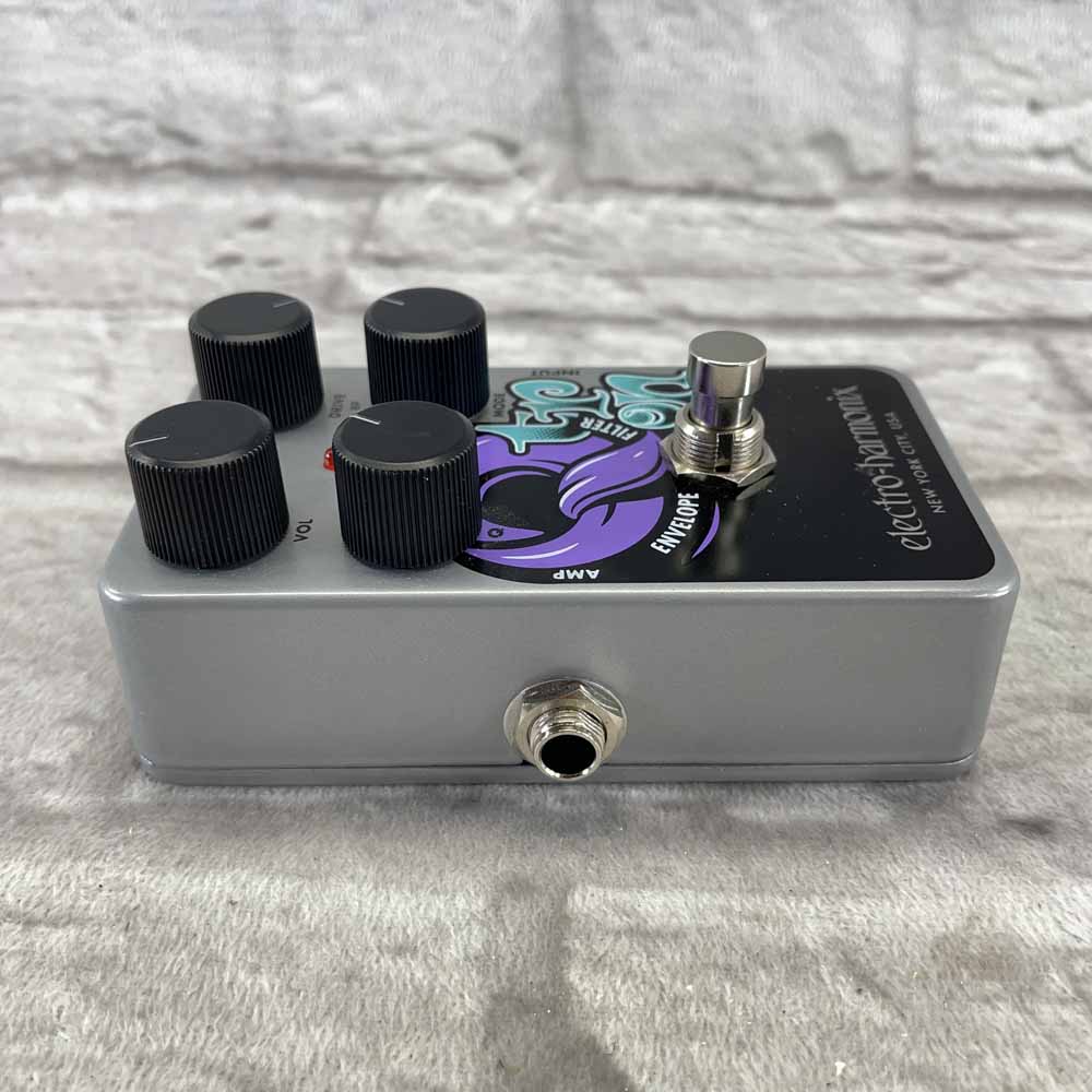 Used:  Electro-Harmonix NANO Q-TRON Envelope Controlled Filter