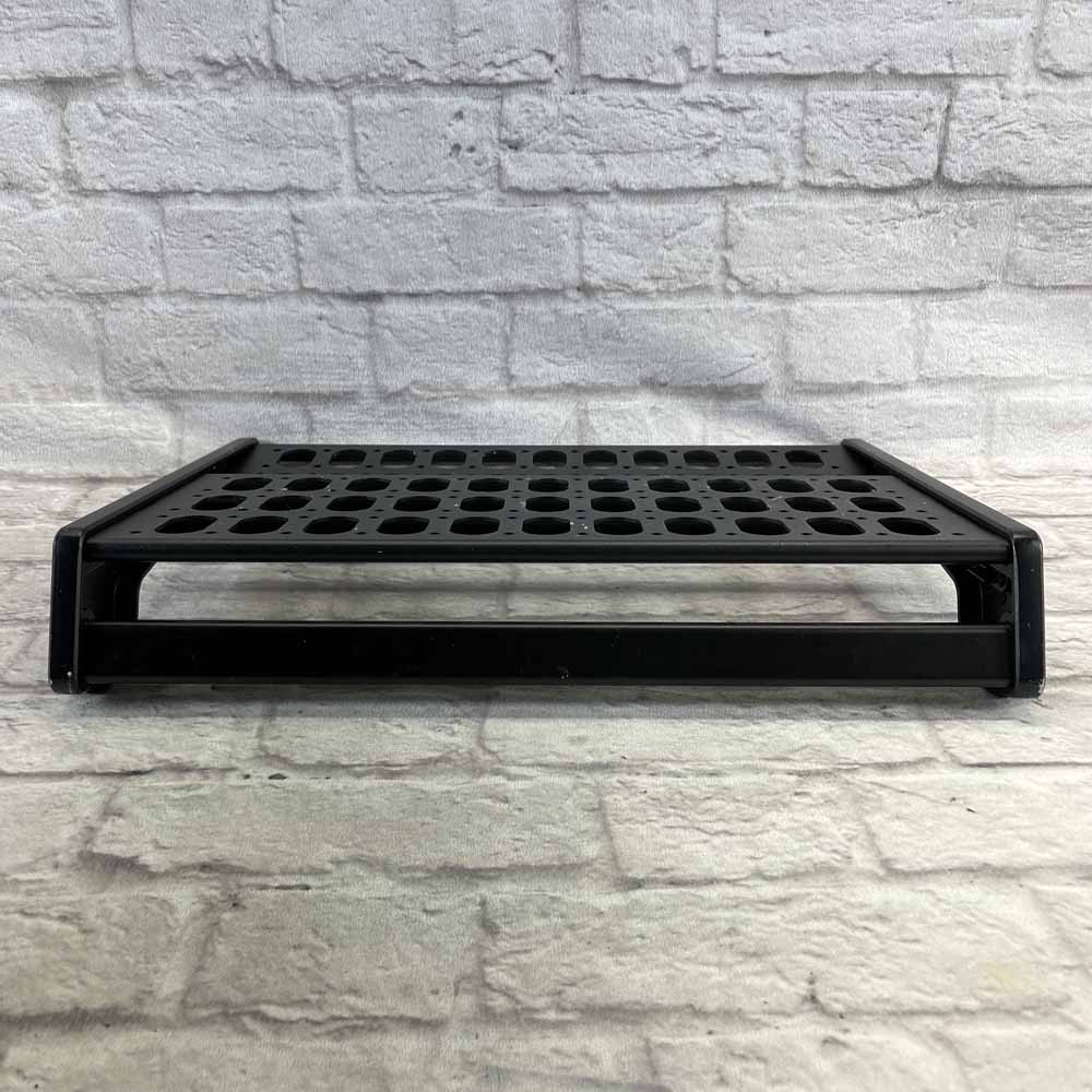 Used:  Livewire PB400 Pedalboard