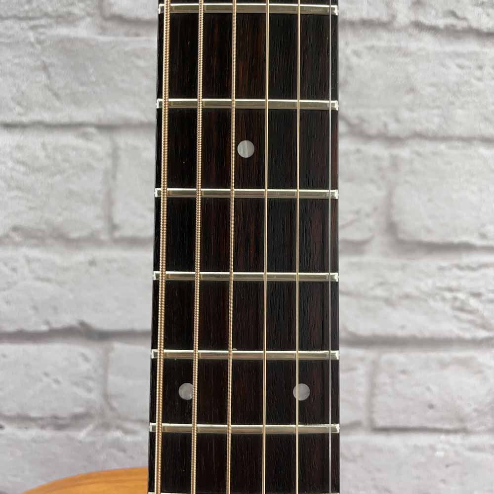 Used:  Tacoma Thunderhawk BM6C Acoustic Baritone Guitar